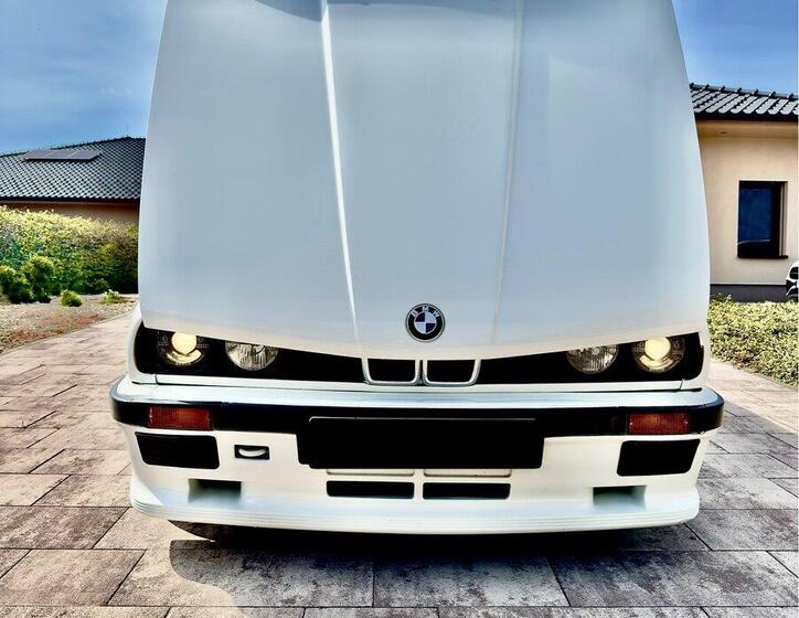 BMW Řada 3 6