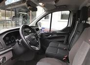 Ford Transit Custom 11