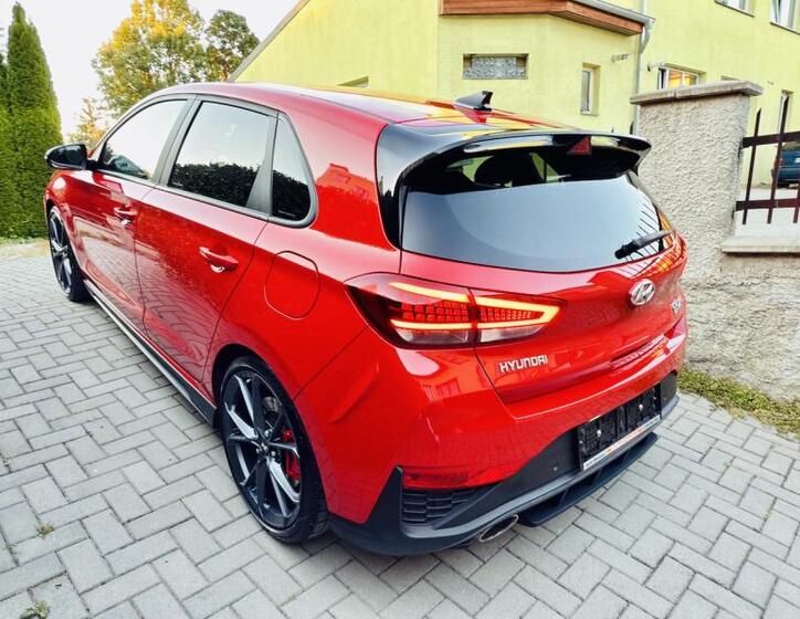 Hyundai i30 14