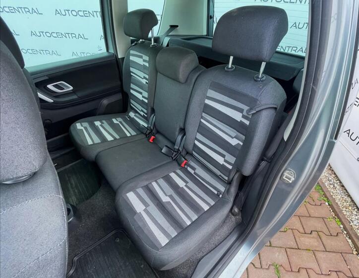 Škoda Roomster 23