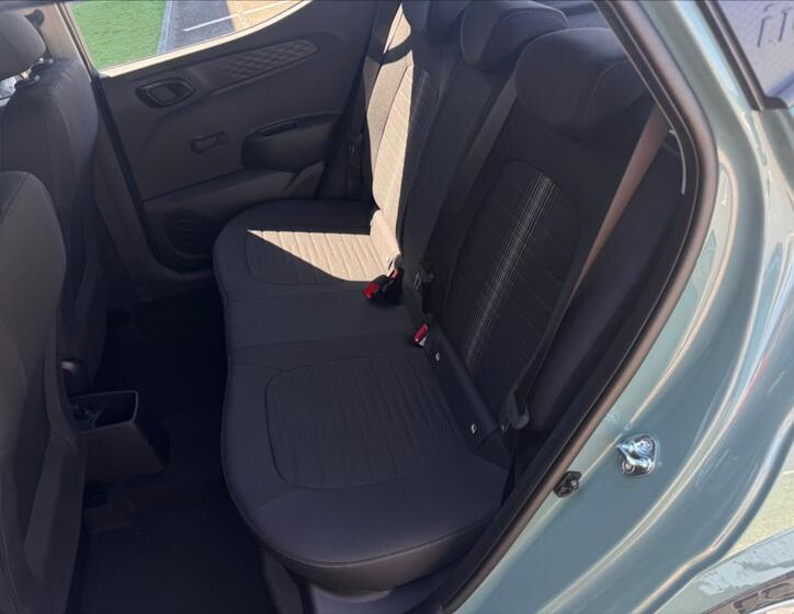 Hyundai i10 11