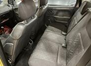 Opel Agila 10