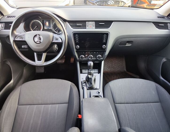 Škoda Octavia 14