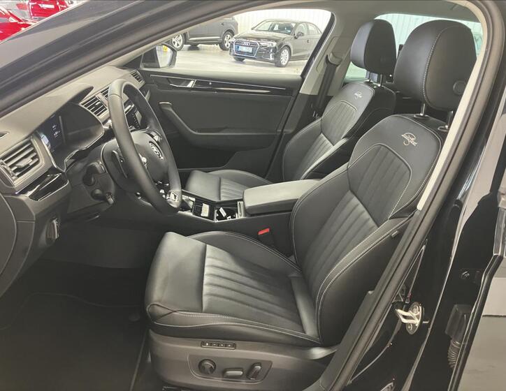 Škoda Superb 22