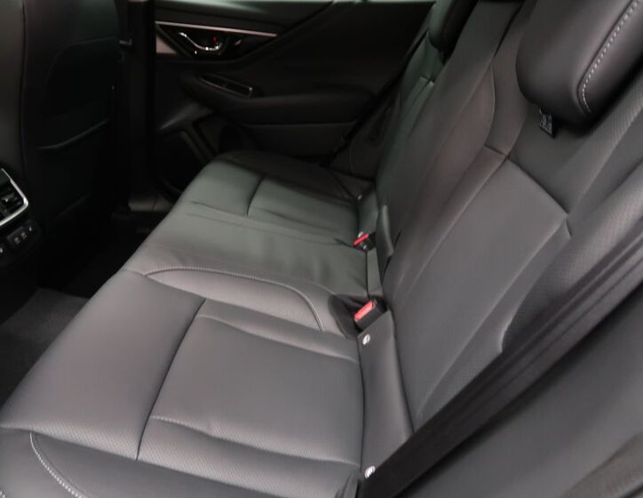Subaru Outback 7