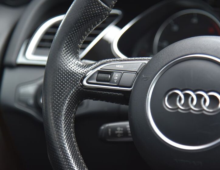 Audi A4 25