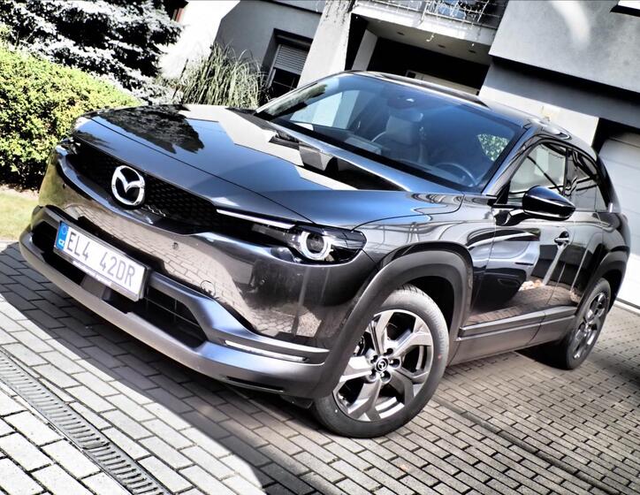 Mazda MX-30 1