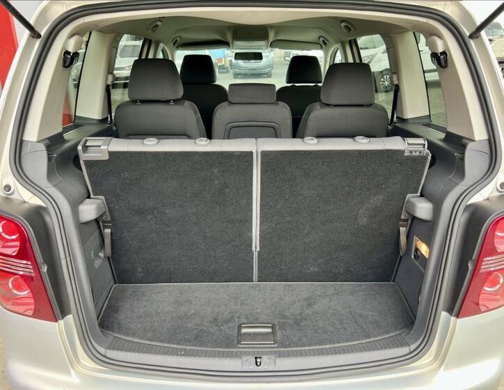 Volkswagen Touran 15