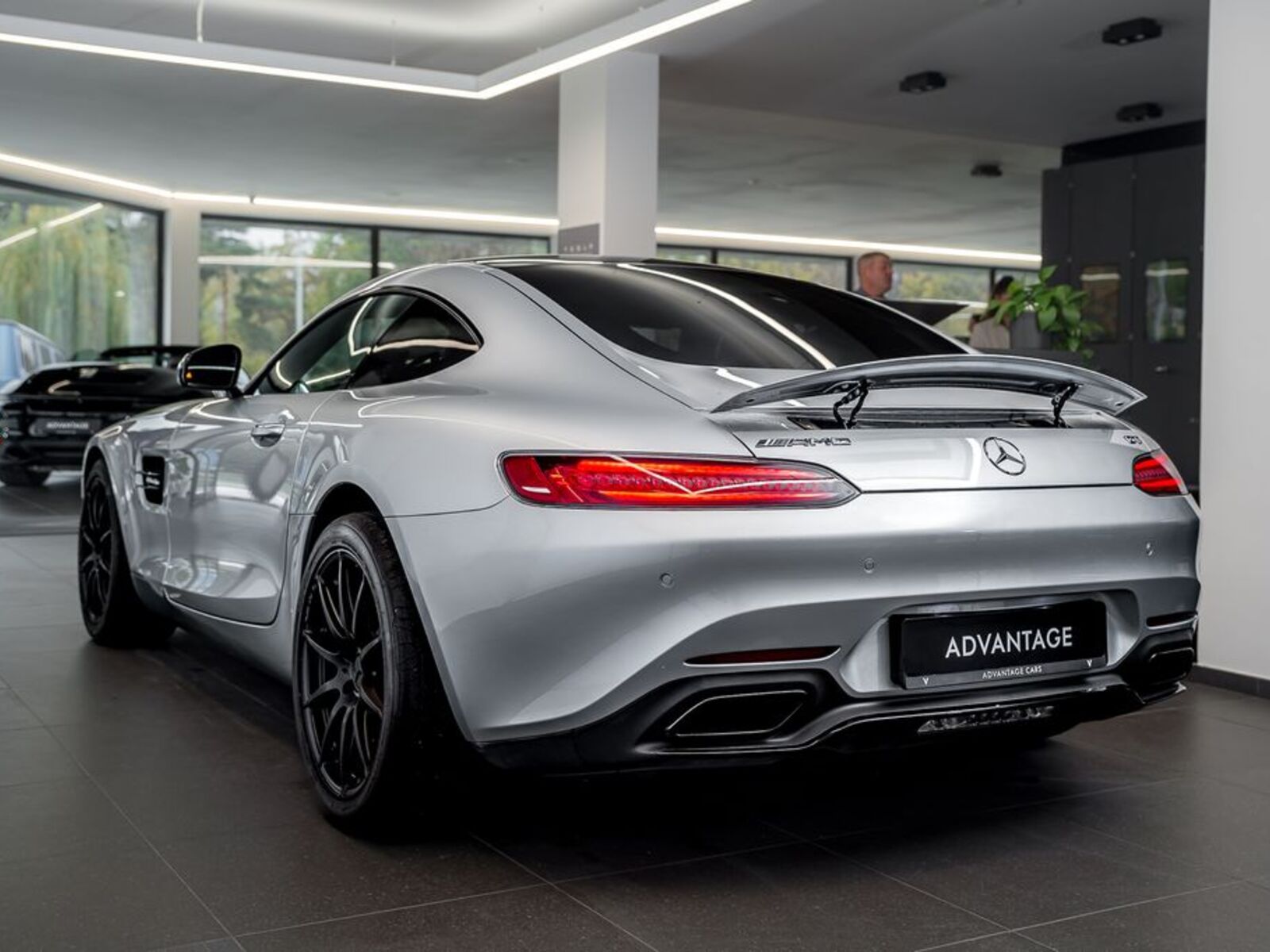 Mercedes-Benz AMG GT 20