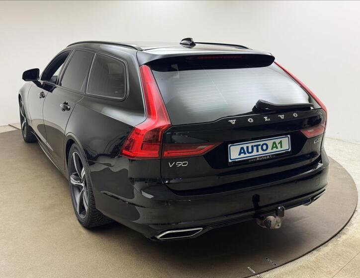 Volvo V90 6