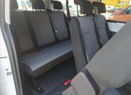 Toyota ProAce 9
