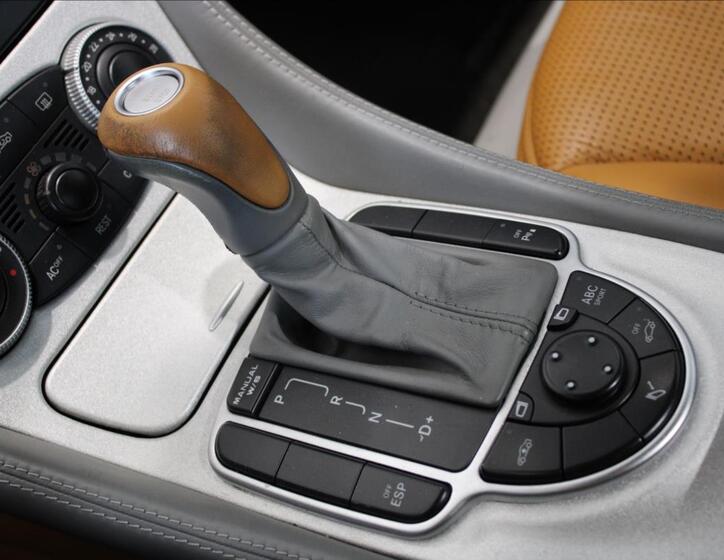 Mercedes-Benz SL 30