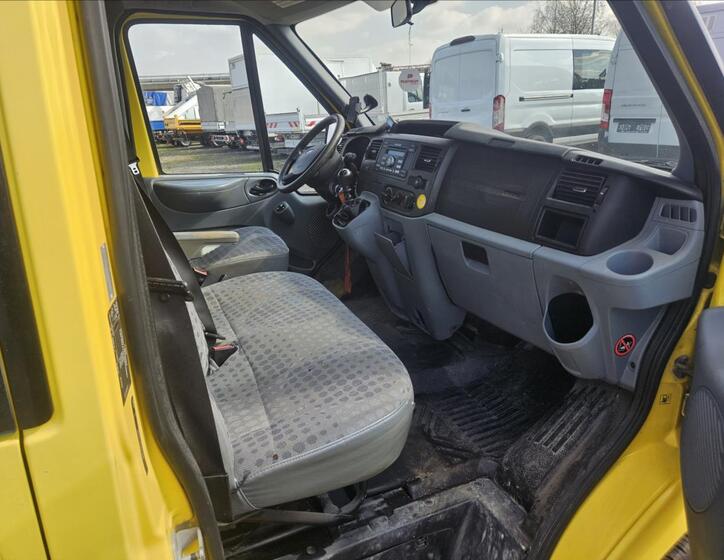 Ford Transit 5