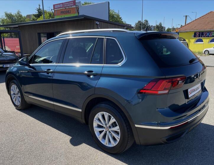 Volkswagen Tiguan 7