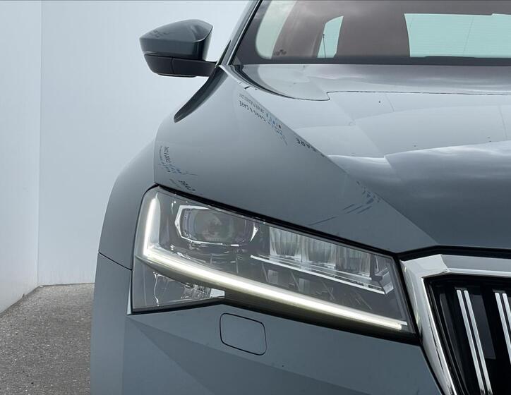 Škoda Superb 22
