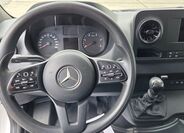 Mercedes-Benz Sprinter 13