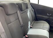 Renault Fluence 7