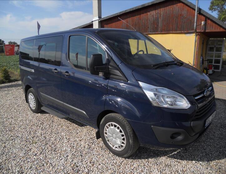 Ford Tourneo Custom 3