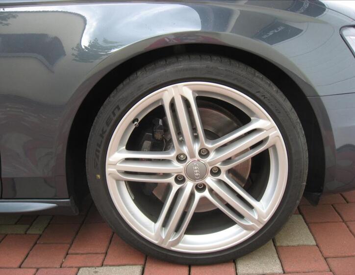 Audi S4 43