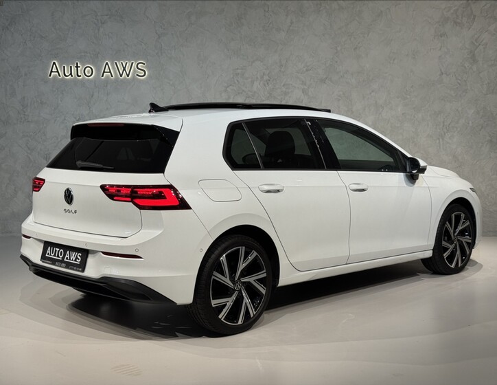 Volkswagen Golf 8
