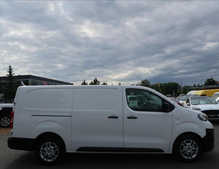 Peugeot Expert 5