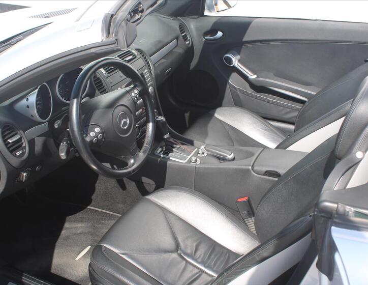 Mercedes-Benz SLK 10