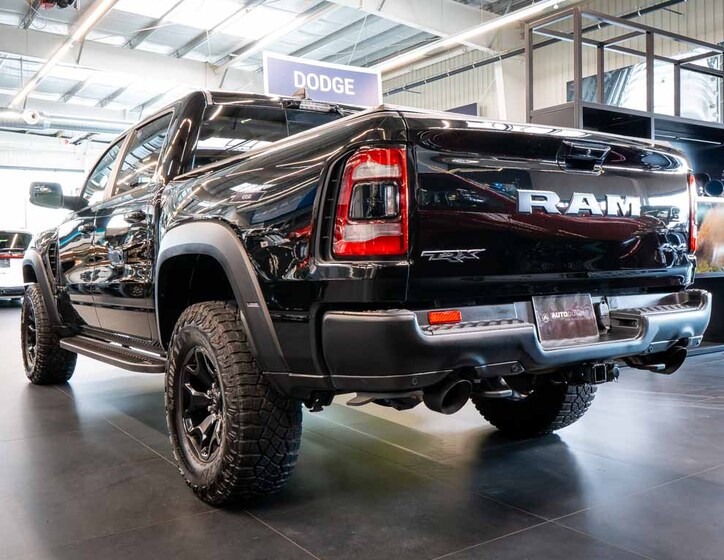 Dodge RAM 2