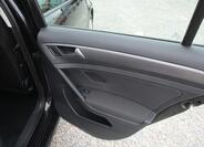 Volkswagen Golf 12
