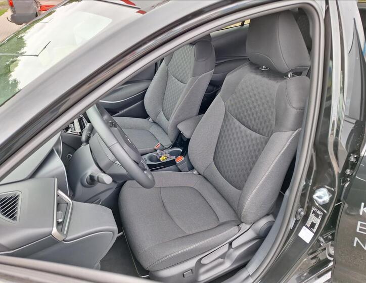 Toyota Corolla 17