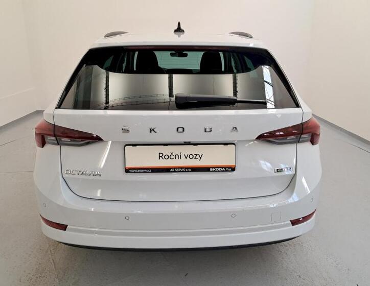 Škoda Octavia 9