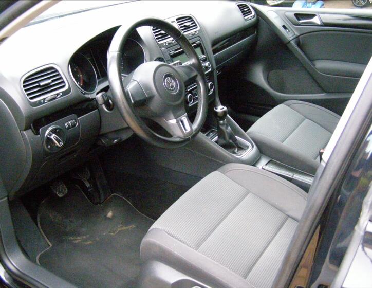 Volkswagen Golf 12