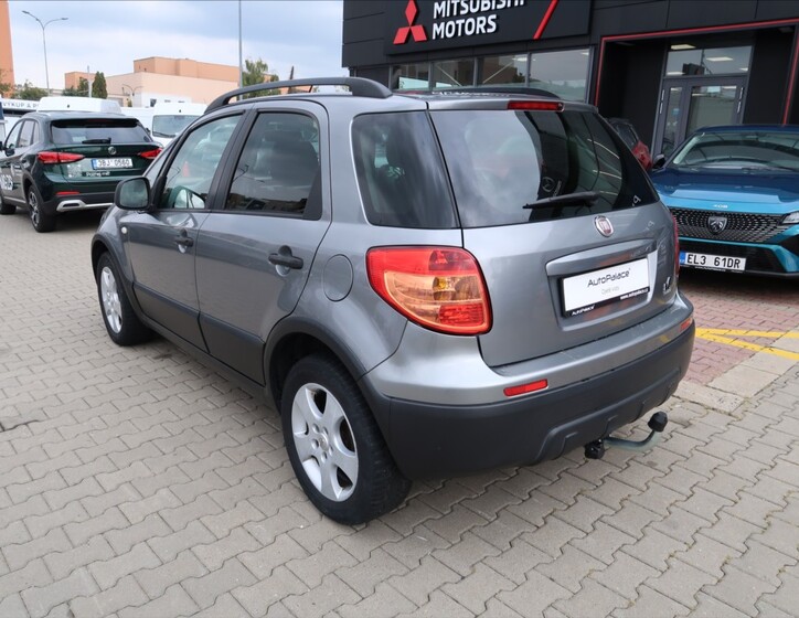 Fiat Sedici 6