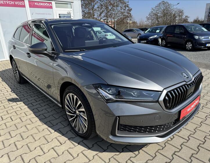 Škoda Superb 8