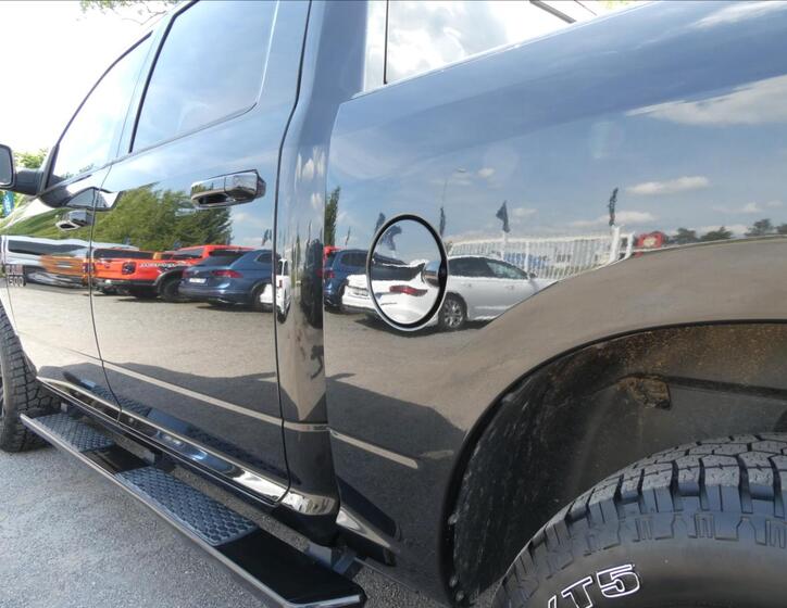 Dodge RAM 17