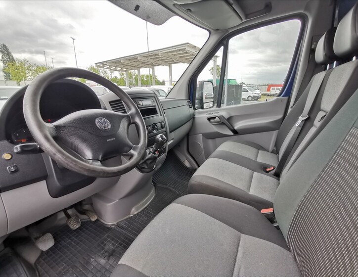 Volkswagen Crafter 6