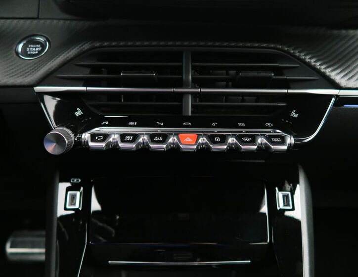 Peugeot 2008 17