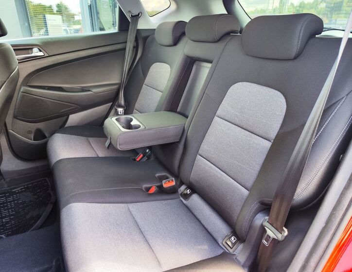Hyundai Tucson 12