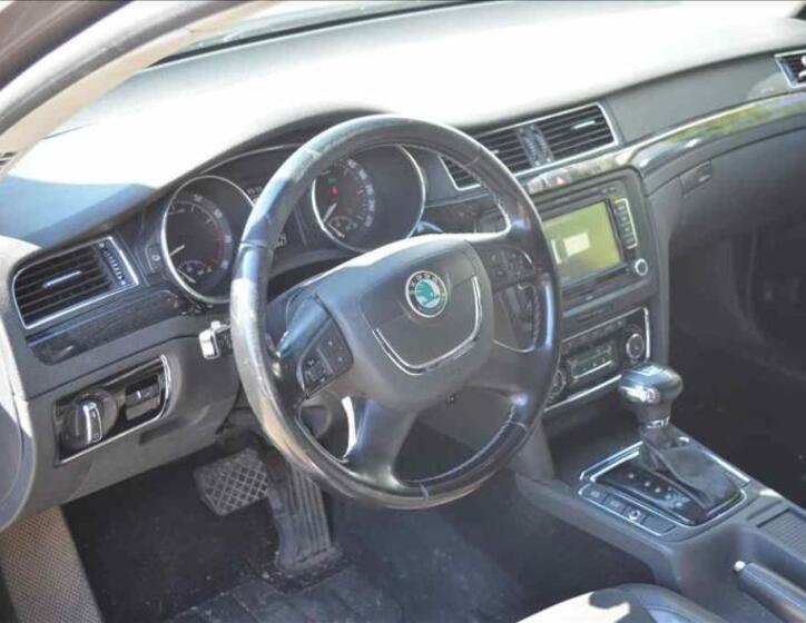 Škoda Superb 21