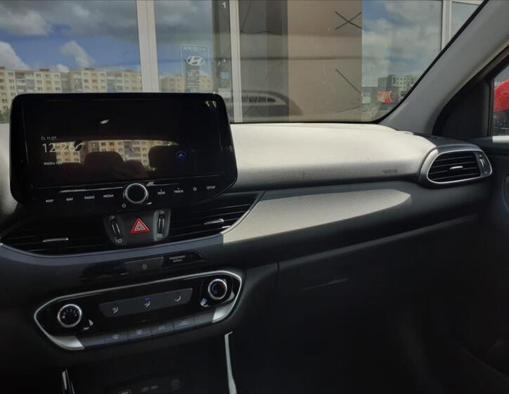 Hyundai i30 6