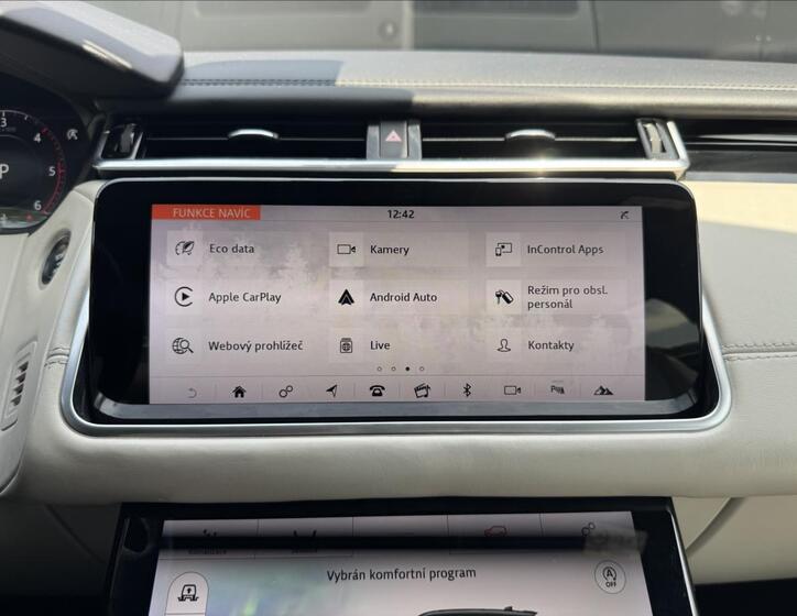 Land Rover Range Rover Velar 17