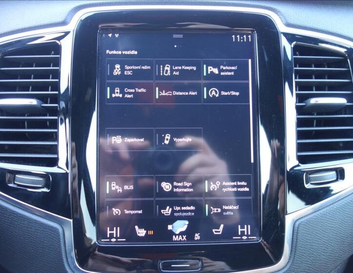 Volvo XC90 27