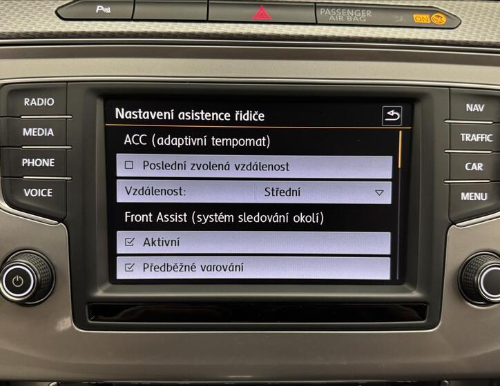 Volkswagen Passat 20