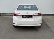 Toyota Corolla 5
