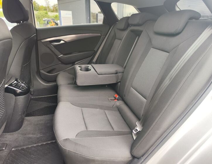 Hyundai i40 10