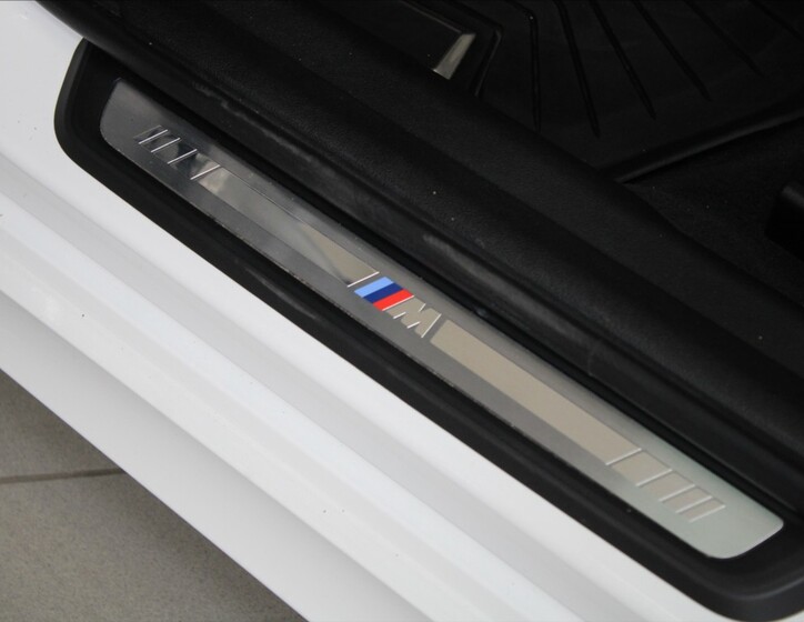 BMW Řada 3 25
