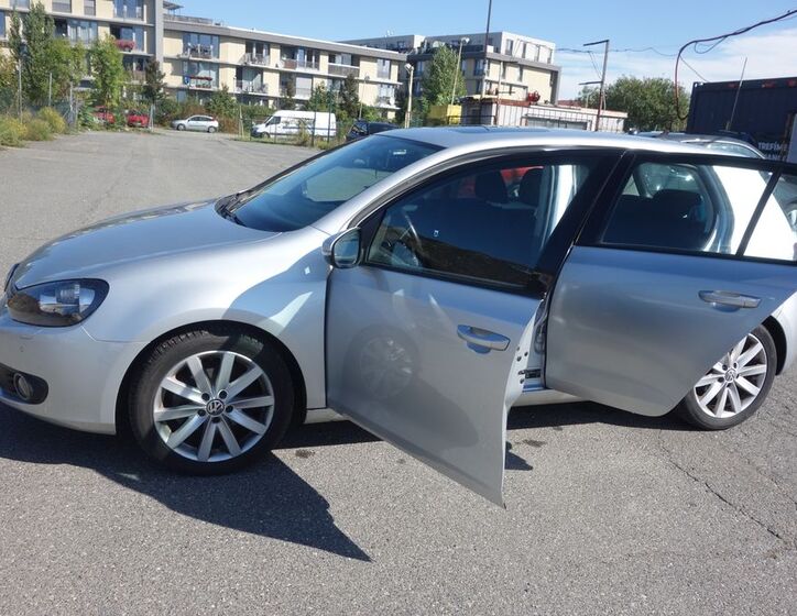 Volkswagen Golf 15