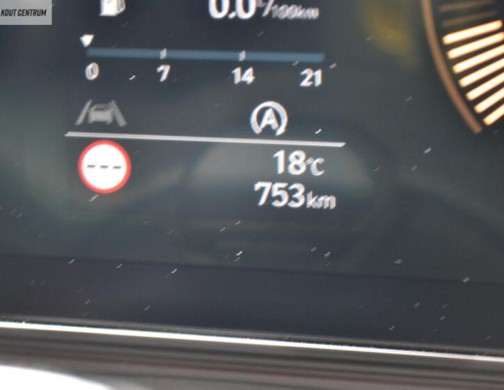 Hyundai Kona 54