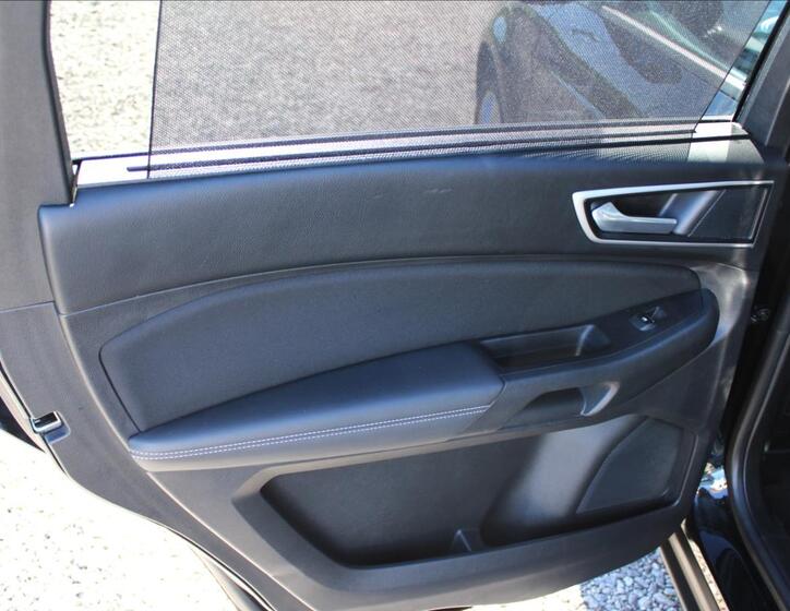 Ford Galaxy 25