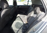 Volkswagen Golf 23
