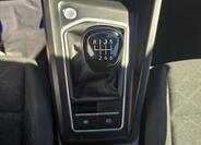 Volkswagen Golf 23